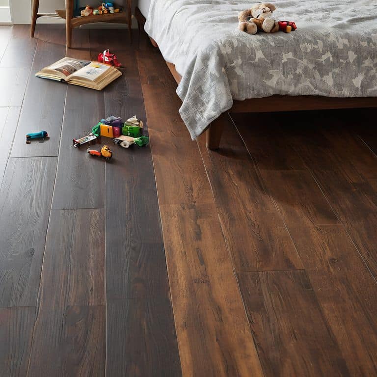 Hardwood vs laminate vs vinyl flooring