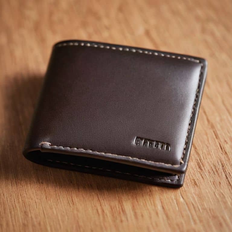 A Guide to Choosing Durable Wallets